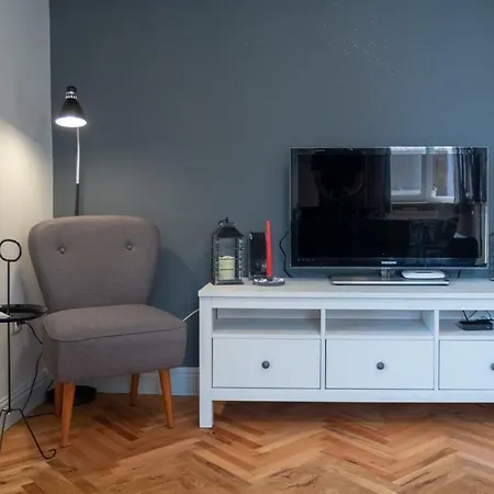 Midnight Blue Burgas